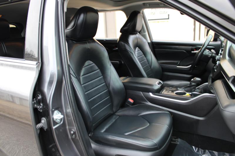 Toyota Highlander XLE FWD (Natl) 2022