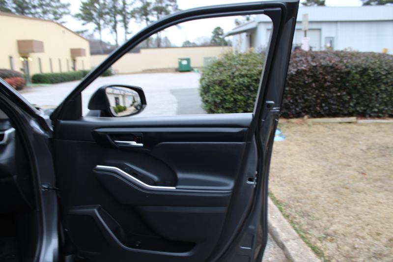 Toyota Highlander XLE FWD (Natl) 2022