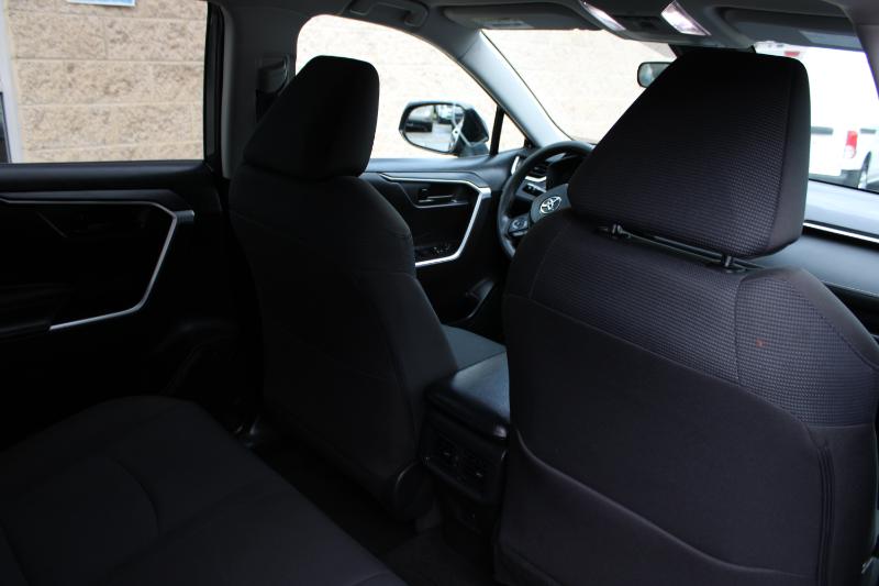 Toyota RAV4 Hybrid LE AWD (Natl) 2022