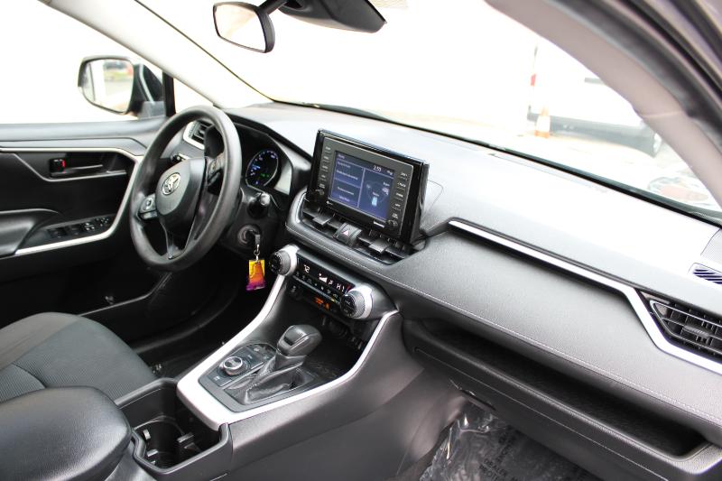 Toyota RAV4 Hybrid LE AWD (Natl) 2022