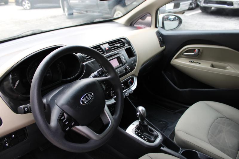 Kia Rio 4dr Sdn Auto LX 2014