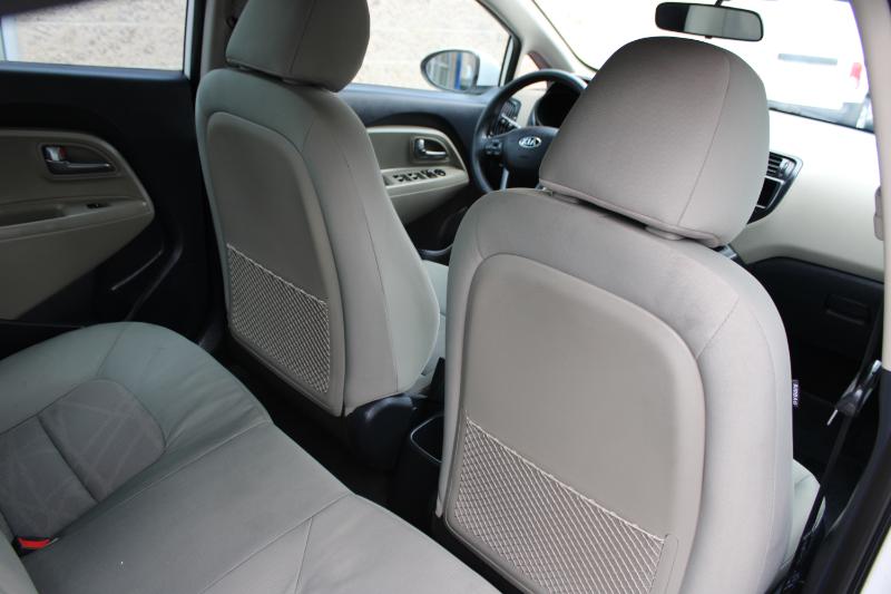 Kia Rio 4dr Sdn Auto LX 2014