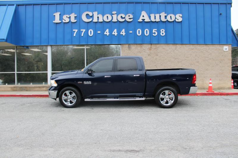 RAM 1500 Big Horn 4x4 Crew Cab 5'7" Box 2017