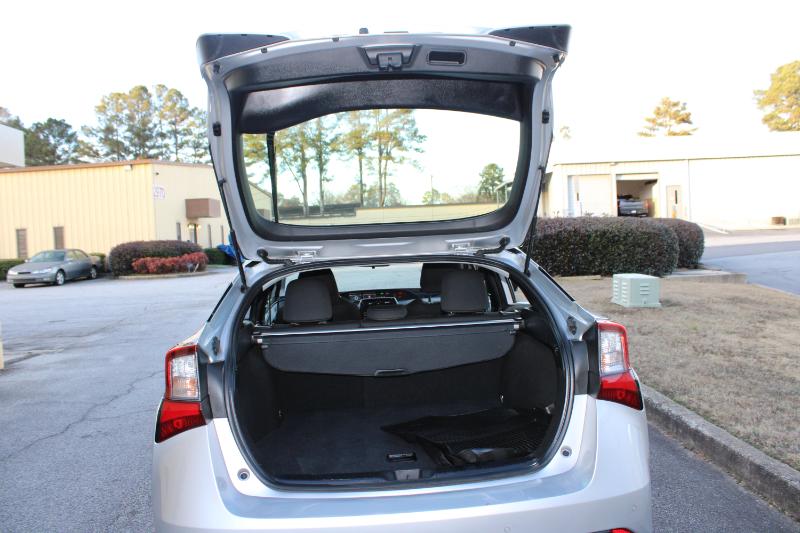 Toyota Prius LE 2022