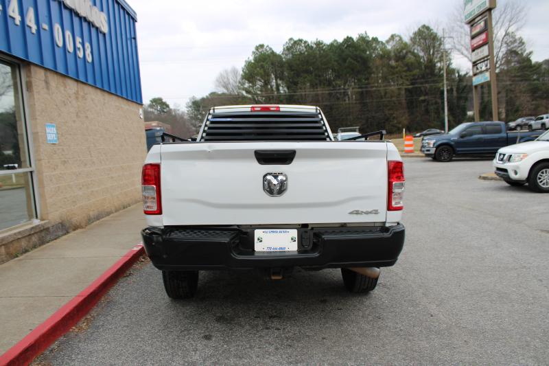 RAM 2500 Tradesman 4x4 Crew Cab 8' Box 2022