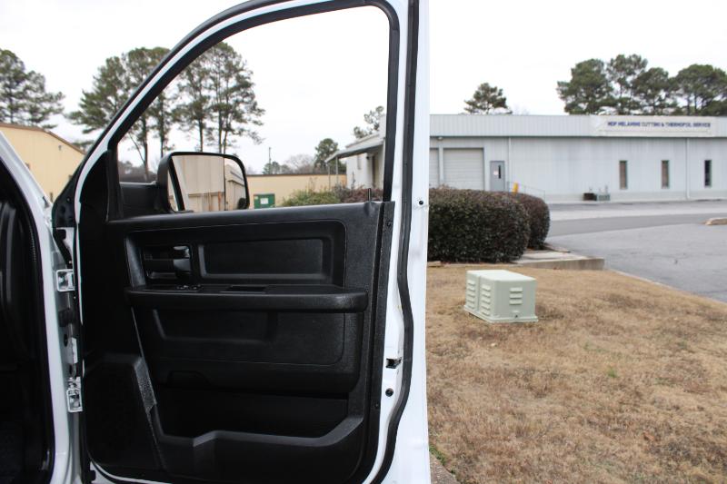 RAM 2500 Tradesman 4x4 Crew Cab 8' Box 2022