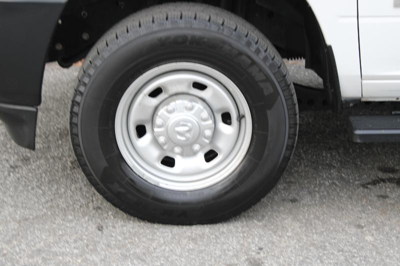 RAM 2500 Tradesman 4x4 Crew Cab 8' Box 2022