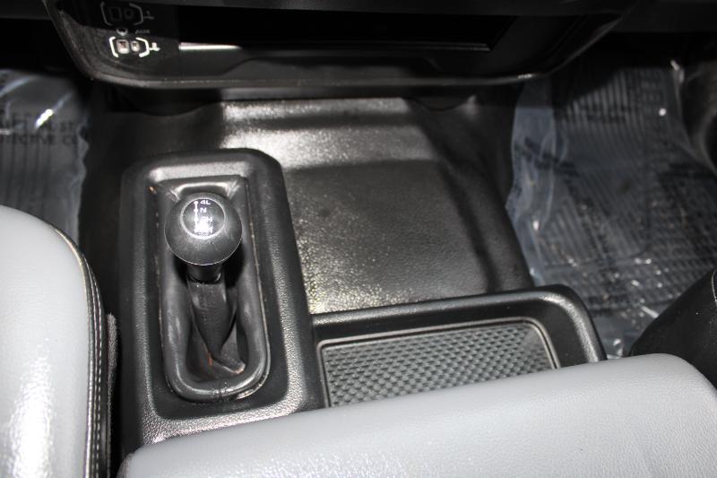 RAM 2500 Tradesman 4x4 Crew Cab 8' Box 2022