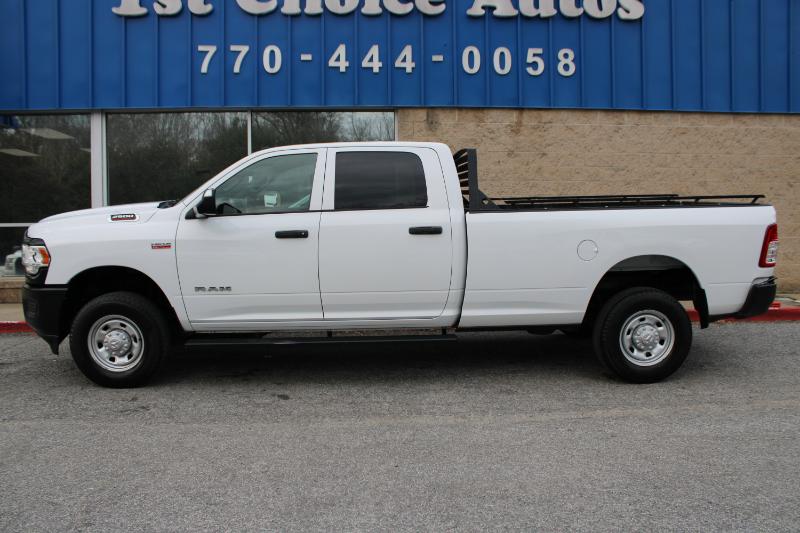 RAM 2500 Tradesman 4x4 Crew Cab 8' Box 2022