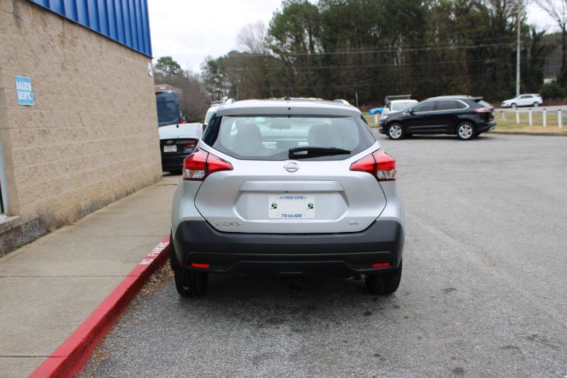 Nissan Kicks SV FWD 2019