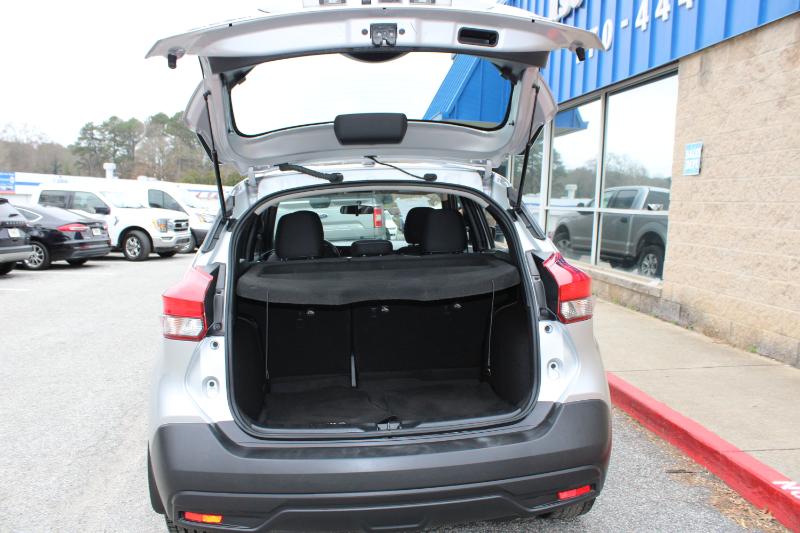 Nissan Kicks SV FWD 2019