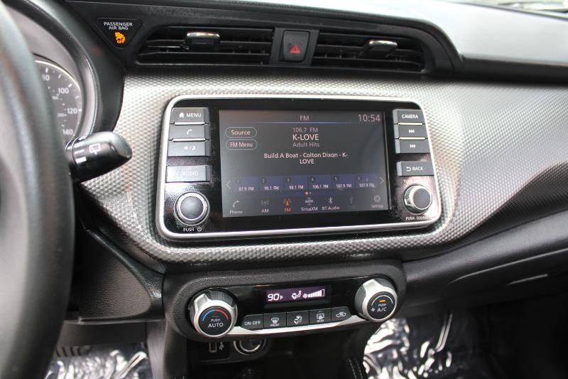 Nissan Kicks SV FWD 2019