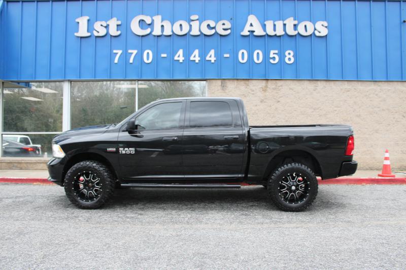 RAM 1500 Express 4x4 Crew Cab 5'7" Box 2018