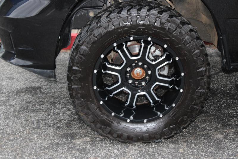 RAM 1500 Express 4x4 Crew Cab 5'7" Box 2018