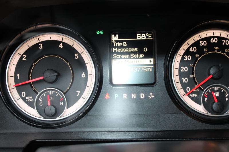 RAM 1500 Express 4x4 Crew Cab 5'7" Box 2018