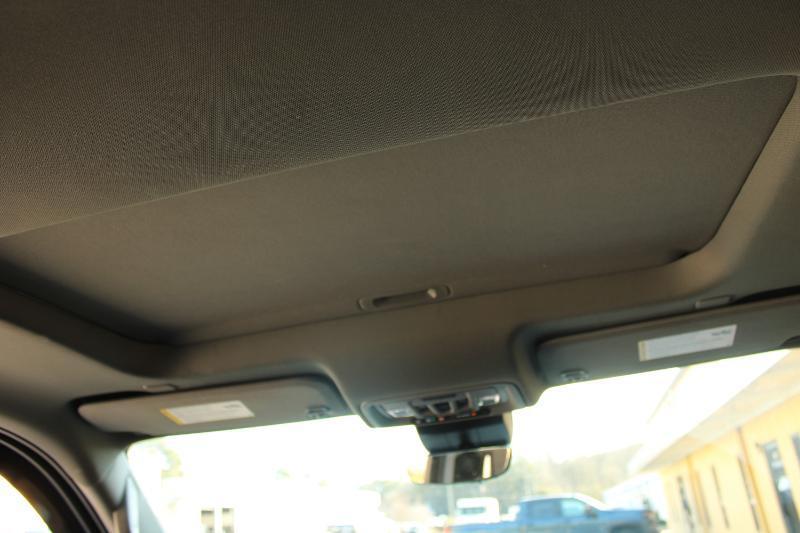 Chevrolet Silverado 1500 4WD Crew Cab 147" LTZ 2022