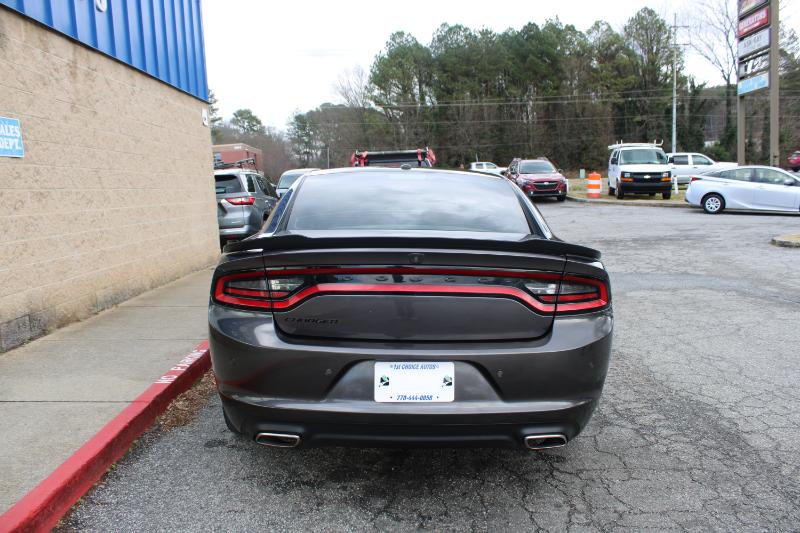Dodge Charger SXT RWD 2020