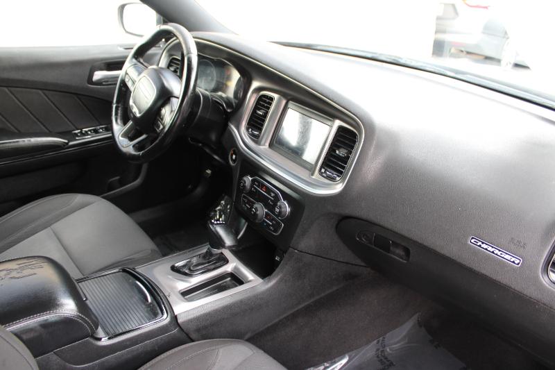 Dodge Charger SXT RWD 2020