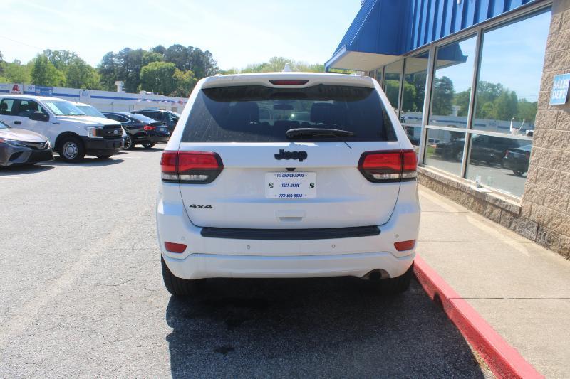 Jeep Grand Cherokee Laredo X 4x4 2021