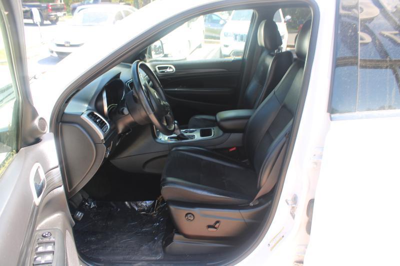 Jeep Grand Cherokee Laredo X 4x4 2021