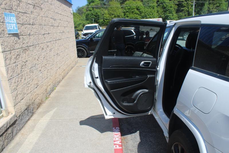 Jeep Grand Cherokee Laredo X 4x4 2021