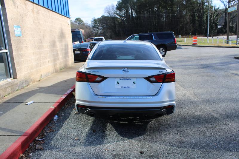 Nissan Altima 2.5 SR Sedan 2019