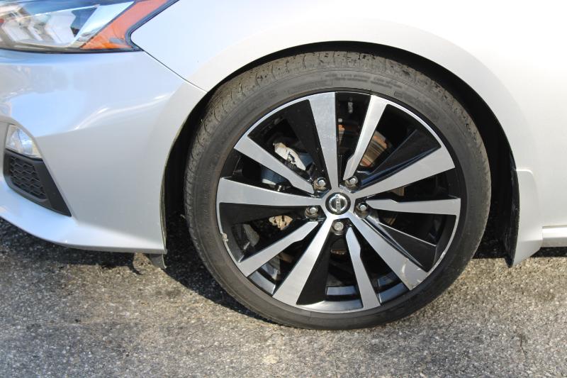 Nissan Altima 2.5 SR Sedan 2019