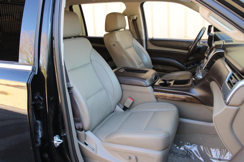 Chevrolet Suburban 4WD 4dr LT 2020