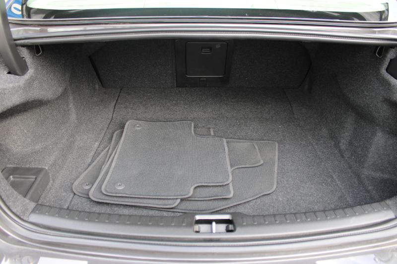 Volvo S60 B5 AWD Core Dark Theme 2023