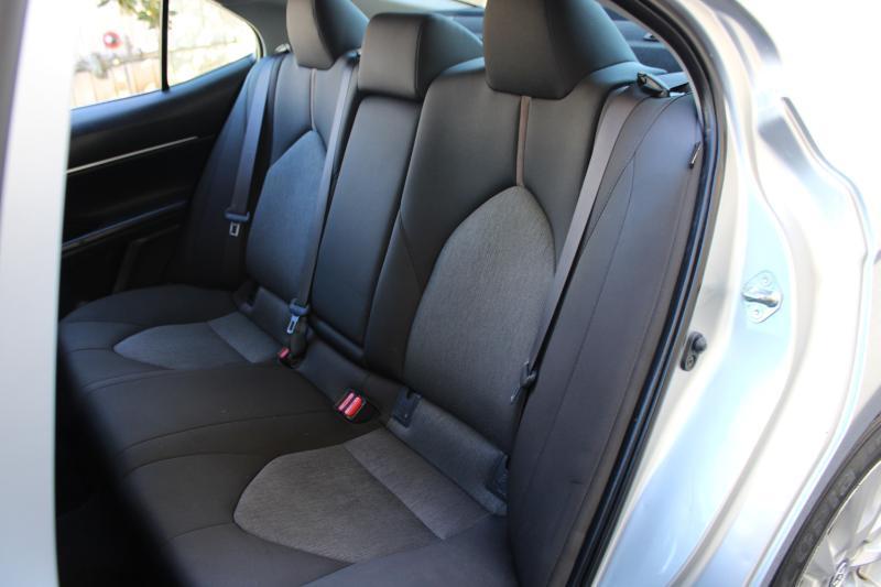 Toyota Camry LE Auto (Natl) 2019