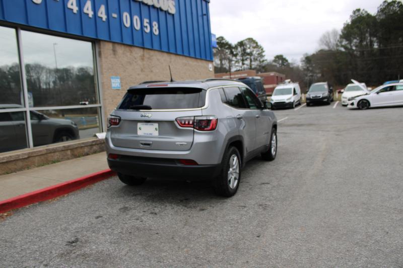Jeep Compass Latitude FWD 2022