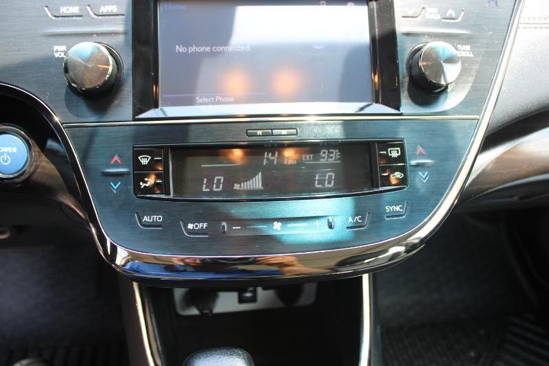 Toyota Avalon Hybrid 4dr Sdn XLE Premium (Natl) 2016