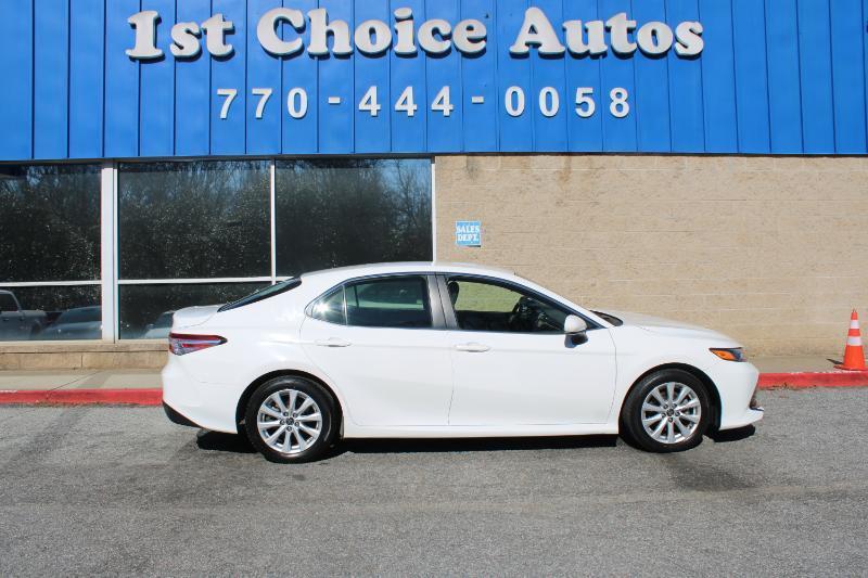 Toyota Camry XLE Auto (Natl) 2018