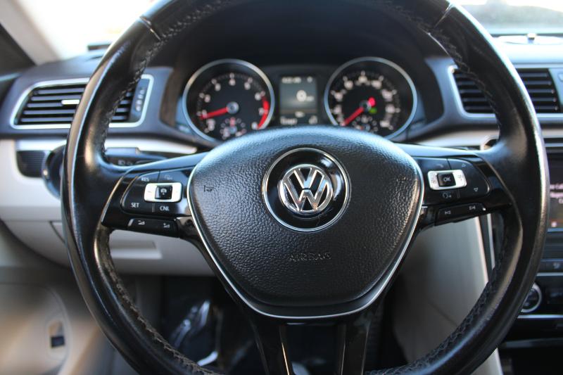 Volkswagen Passat 2.0T SE R-Line Auto 2019