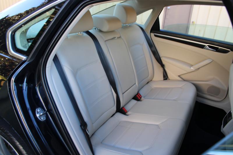 Volkswagen Passat 2.0T SE R-Line Auto 2019