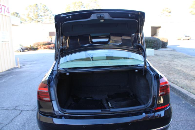 Volkswagen Passat 2.0T SE R-Line Auto 2019