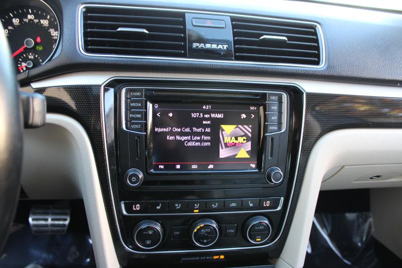 Volkswagen Passat 2.0T SE R-Line Auto 2019