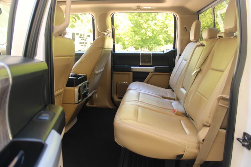 Ford Super Duty F-250 SRW Lariat 4WD Crew Cab 8' Box 2019