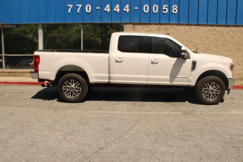 Ford Super Duty F-250 SRW Lariat 4WD Crew Cab 8' Box 2019