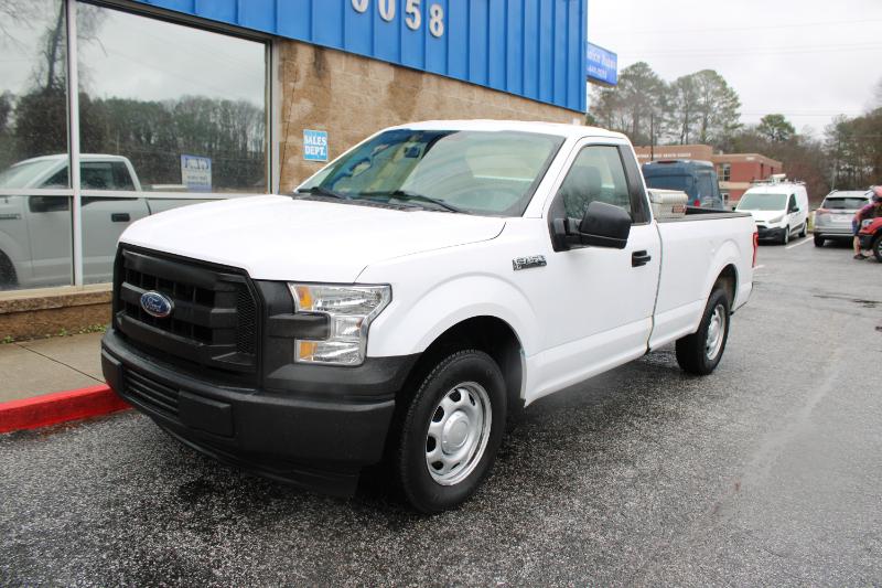 Ford F-150 XLT 2WD Reg Cab 8' Box 2017