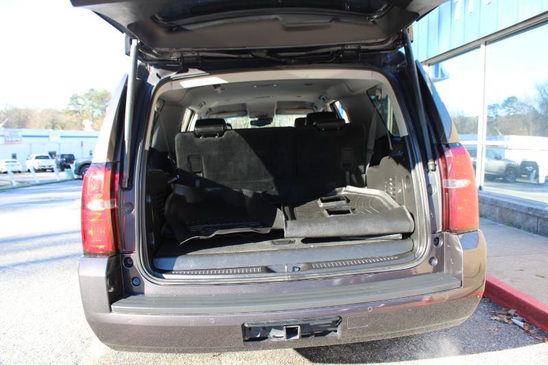 Chevrolet Suburban 2WD 4dr 1500 LT 2018