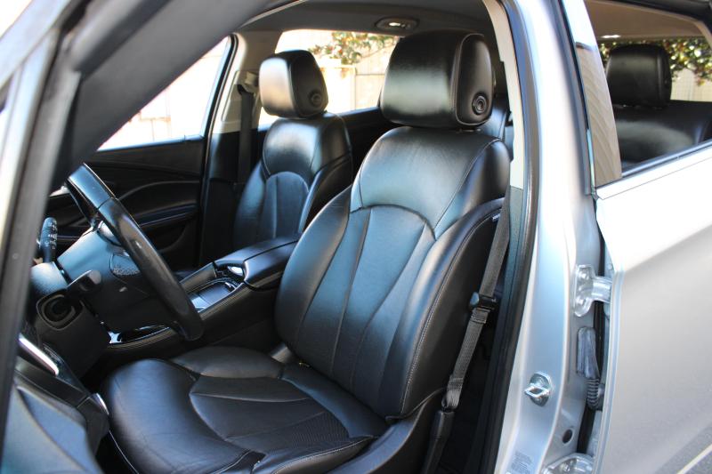 Buick Envision FWD 4dr Essence 2017