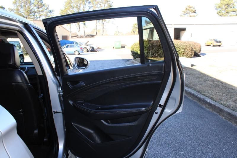 Buick Envision FWD 4dr Essence 2017