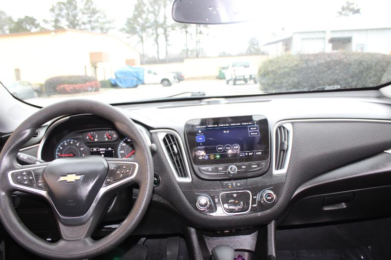 Chevrolet Malibu 4dr Sdn LS w/1FL 2023