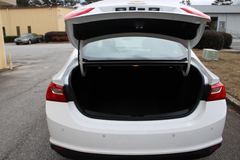 Chevrolet Malibu 4dr Sdn LS w/1FL 2023