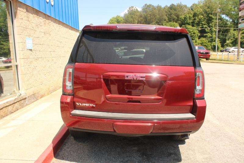 GMC Yukon 4WD 4dr SLT 2017