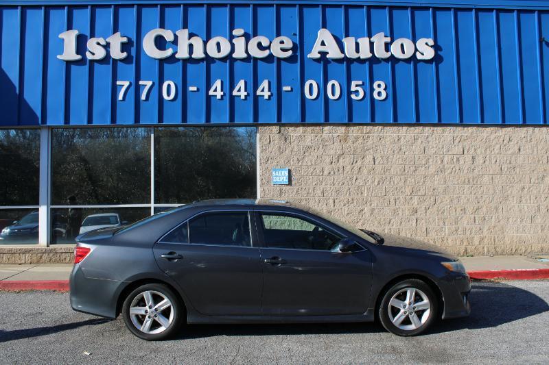 Toyota Camry 4dr Sdn I4 Auto SE (Natl) 2012