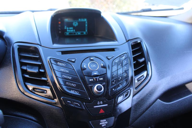 Ford Fiesta 5dr HB SE 2015