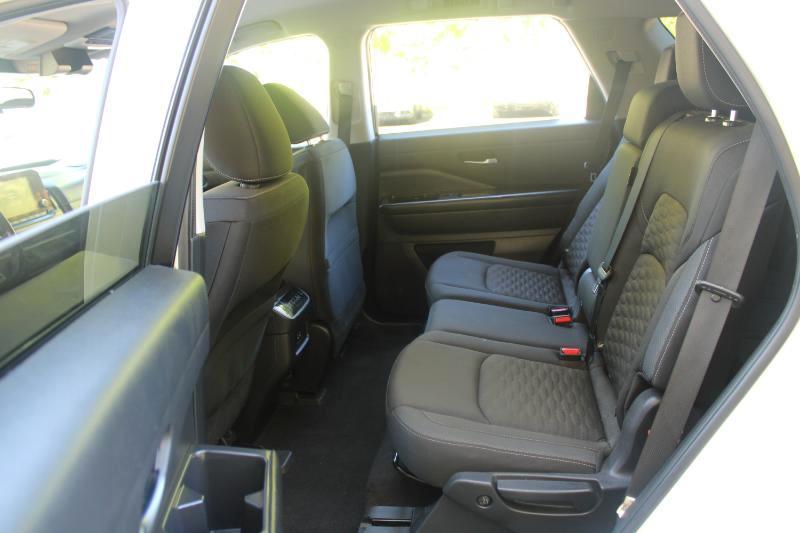 Nissan Pathfinder SV 2WD 2022