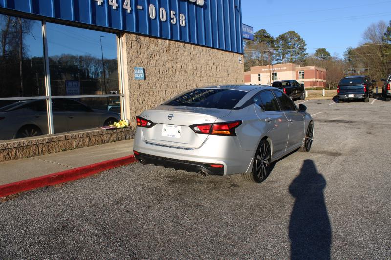 Nissan Altima 2.5 SR Sedan 2021